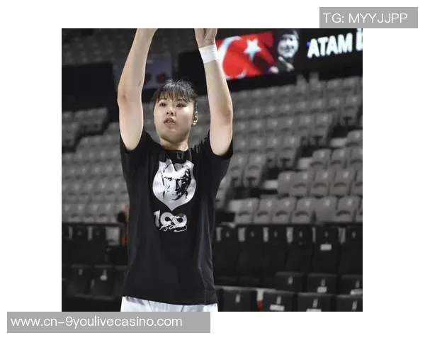 李月汝表现出色砍下赛季新高11分9篮板助力飞翼战胜太阳队