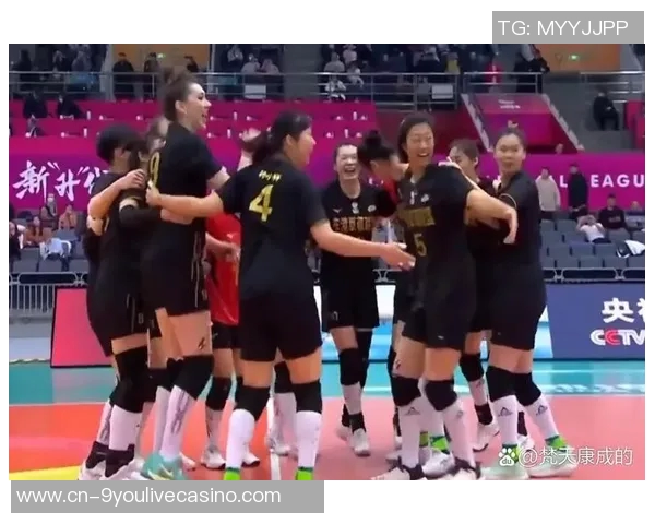 辽宁女排与浙江女排激战正酣谁能在赛场上笑到最后 辽宁女排与浙江女排激战正酣谁能在赛场上笑到最后